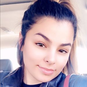 Meet your Posher, Haley